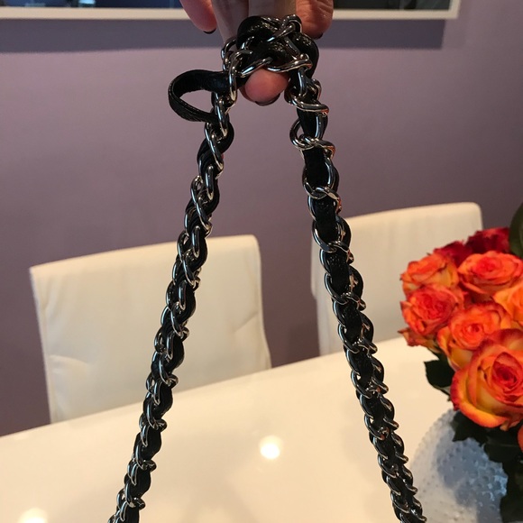 Chanel Jumbo Caviar - Picture 2 of 7